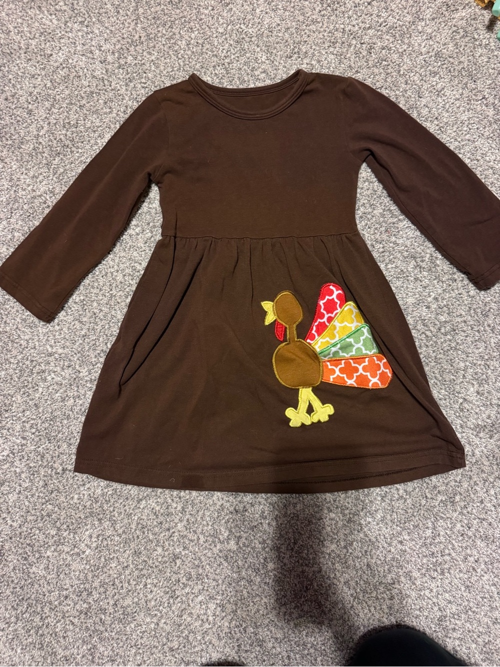 Girls' Brown Turkey Appliqué Casual Dress